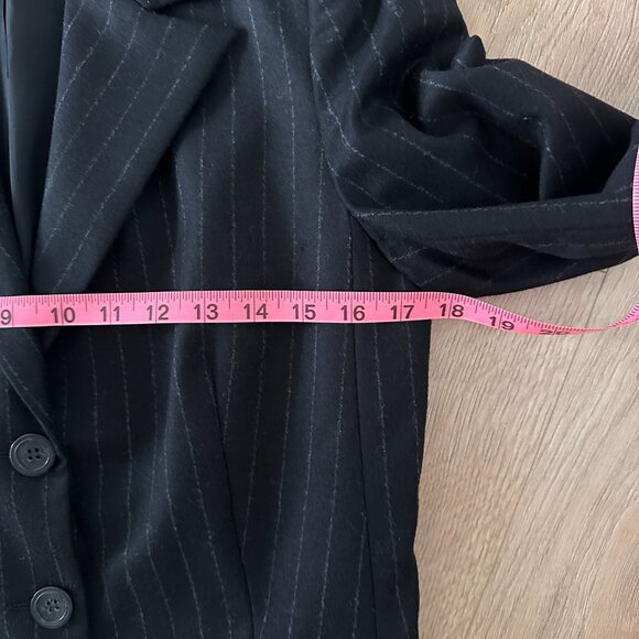 Women's 2pcs Wool Pinstriped Skirt Suit sz 8 -  Black - Picture 3 of 14